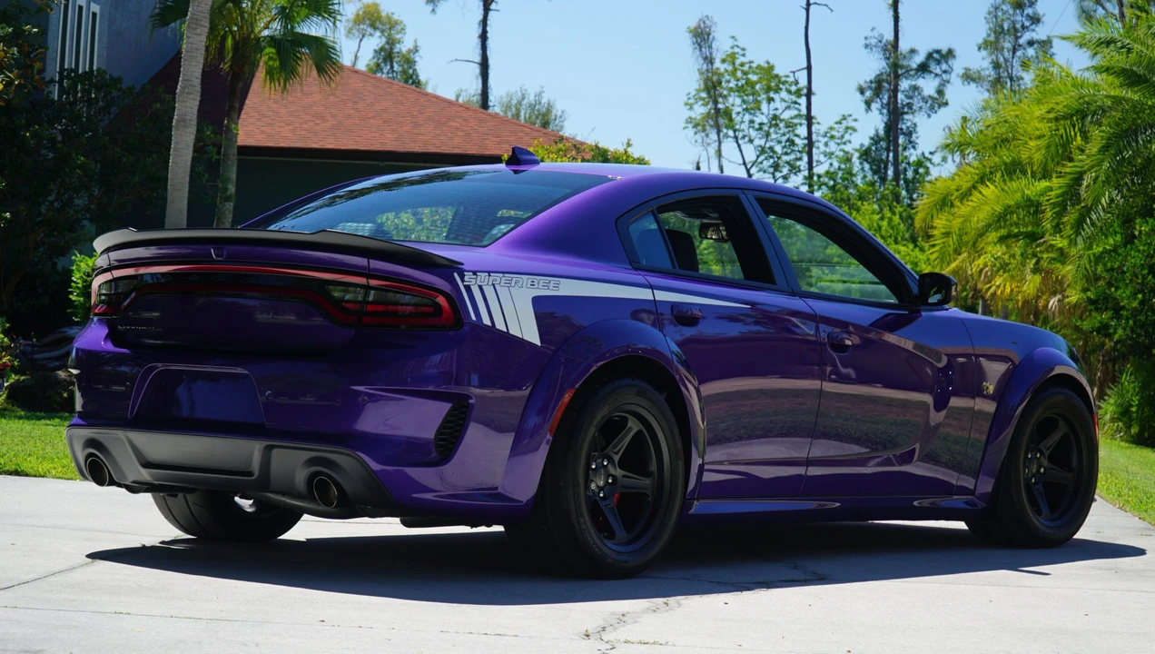 2023 Dodge Charger 7th Gen - Image 27 of 31