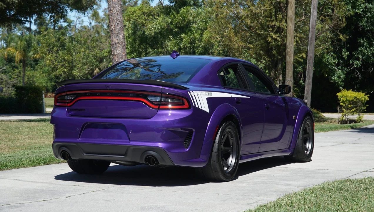 2023 Dodge Charger 7th Gen - Image 28 of 31