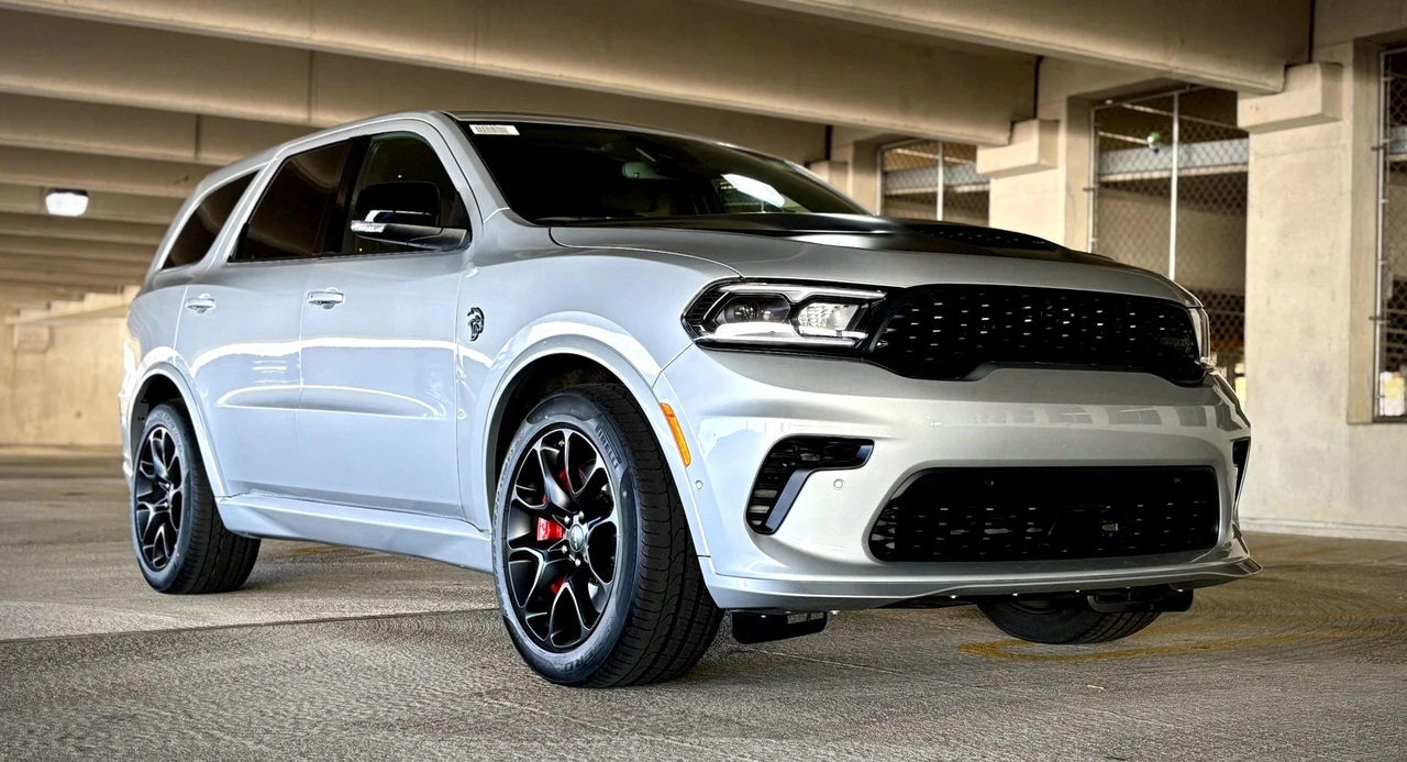 2025 Dodge Durango SRT Hellcat 3rd Gen - Image 8 of 31