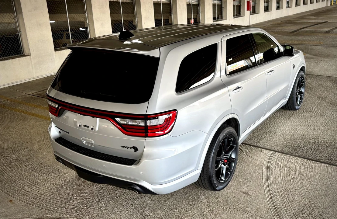 2025 Dodge Durango SRT Hellcat 3rd Gen - Image 12 of 31