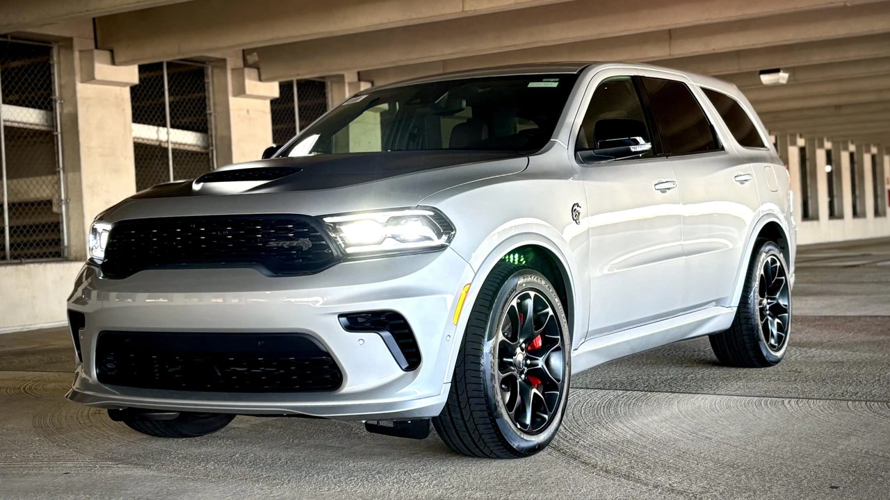 2025 Dodge Durango SRT Hellcat 3rd Gen - Image 3 of 31
