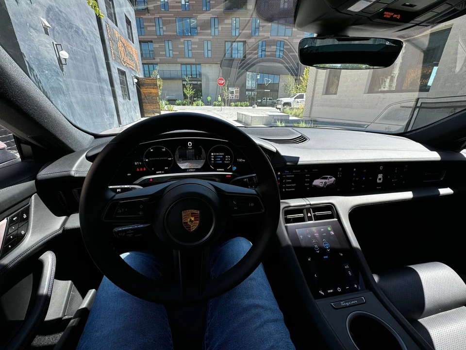 2021 Porsche Taycan - Image 12 of 18