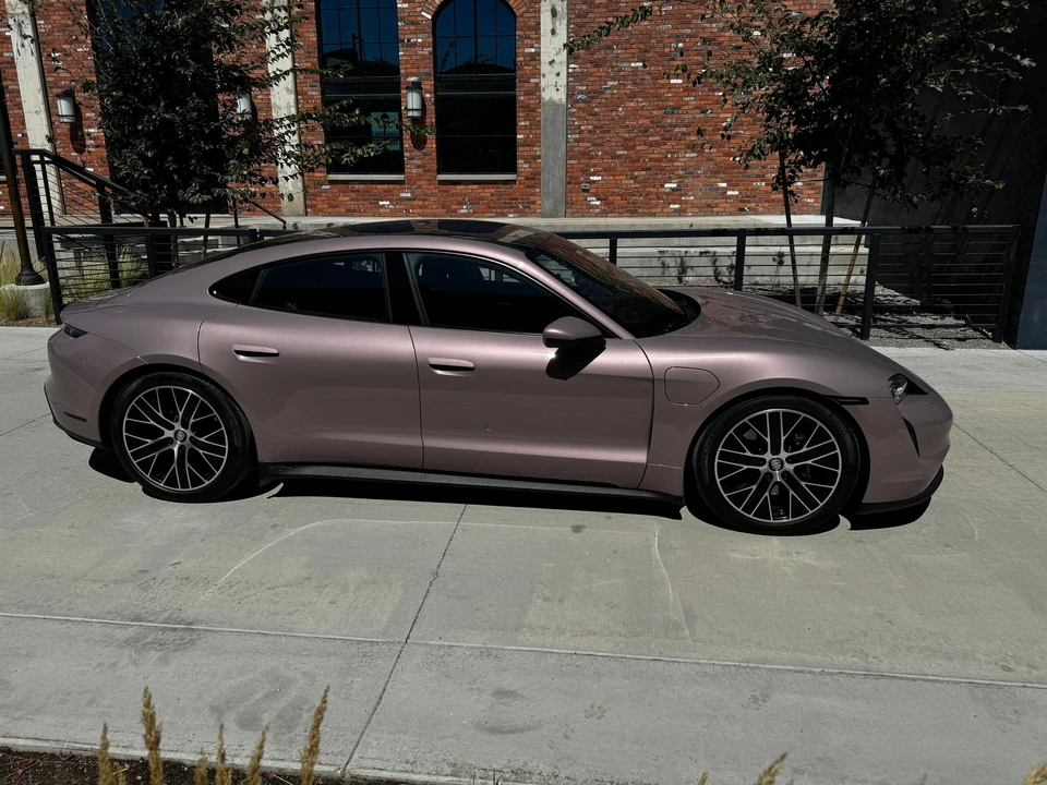 2021 Porsche Taycan - Image 6 of 18