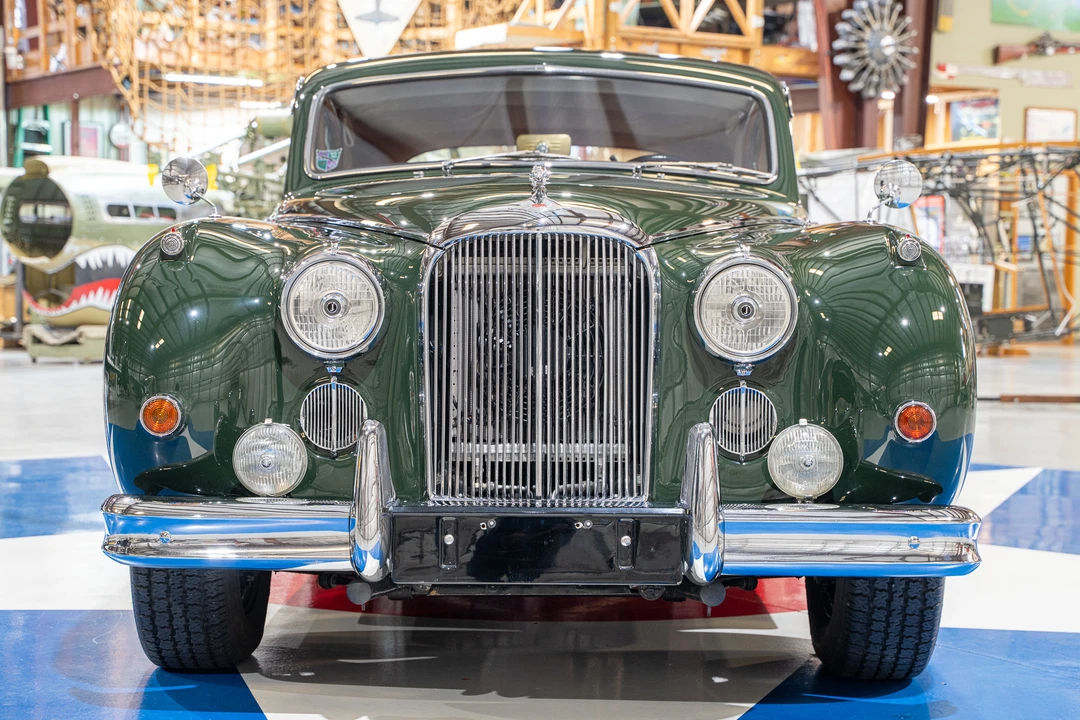 1961 Jaguar Mark VII & VIII & IX - Image 31 of 31
