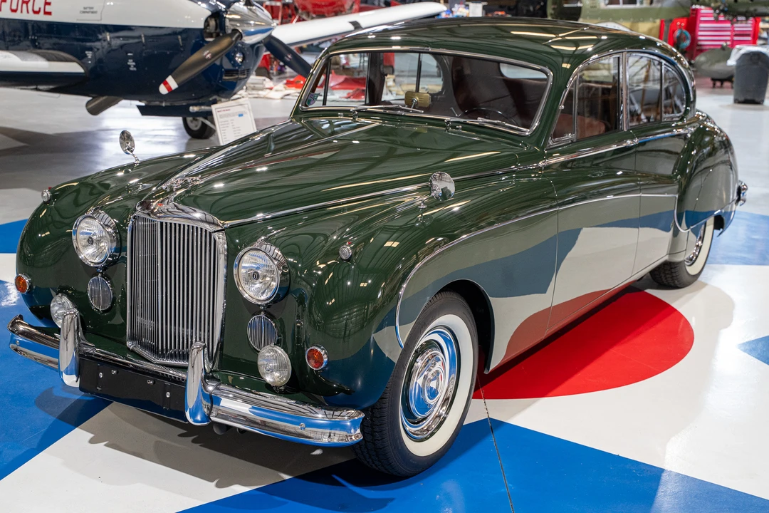 1961 Jaguar Mark VII & VIII & IX - Image 7 of 31