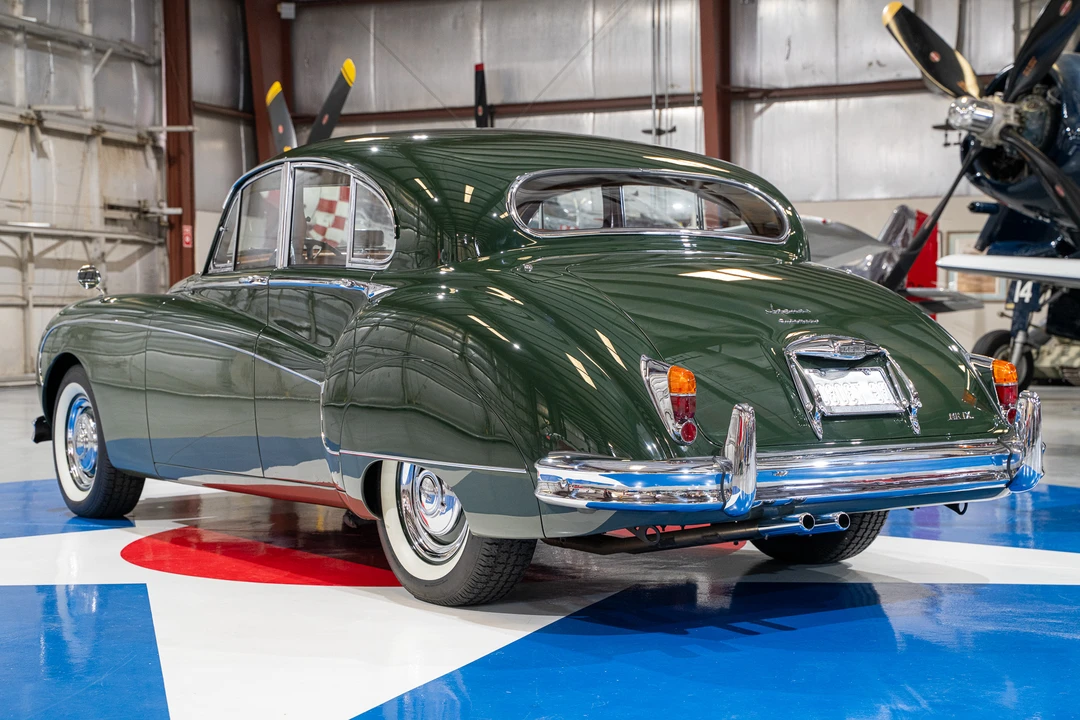 1961 Jaguar Mark VII & VIII & IX - Image 25 of 31