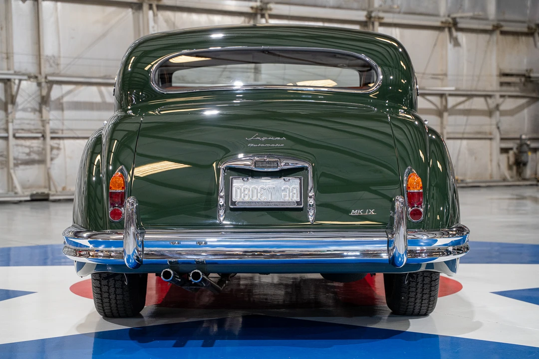 1961 Jaguar Mark VII & VIII & IX - Image 23 of 31