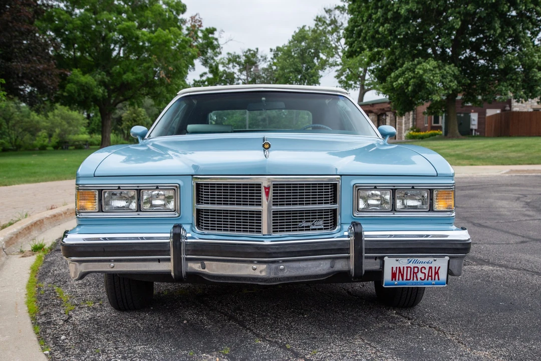 1975 Pontiac Grand Ville - Image 11 of 31