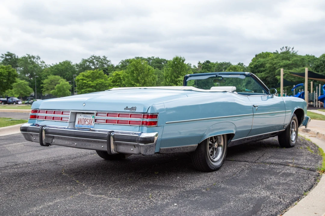 1975 Pontiac Grand Ville - Image 6 of 31