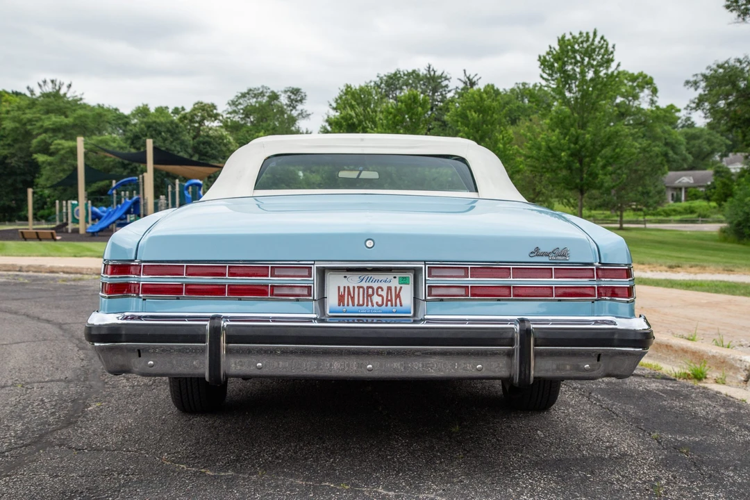 1975 Pontiac Grand Ville - Image 15 of 31