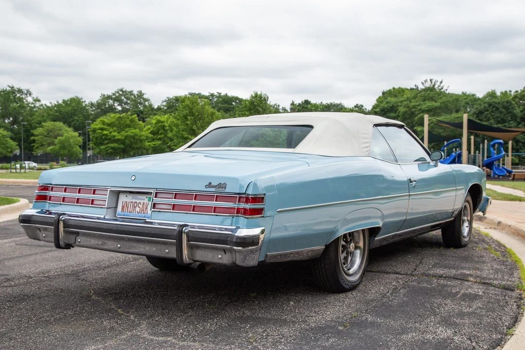 1975 Pontiac Grand Ville - Image 14 of 31