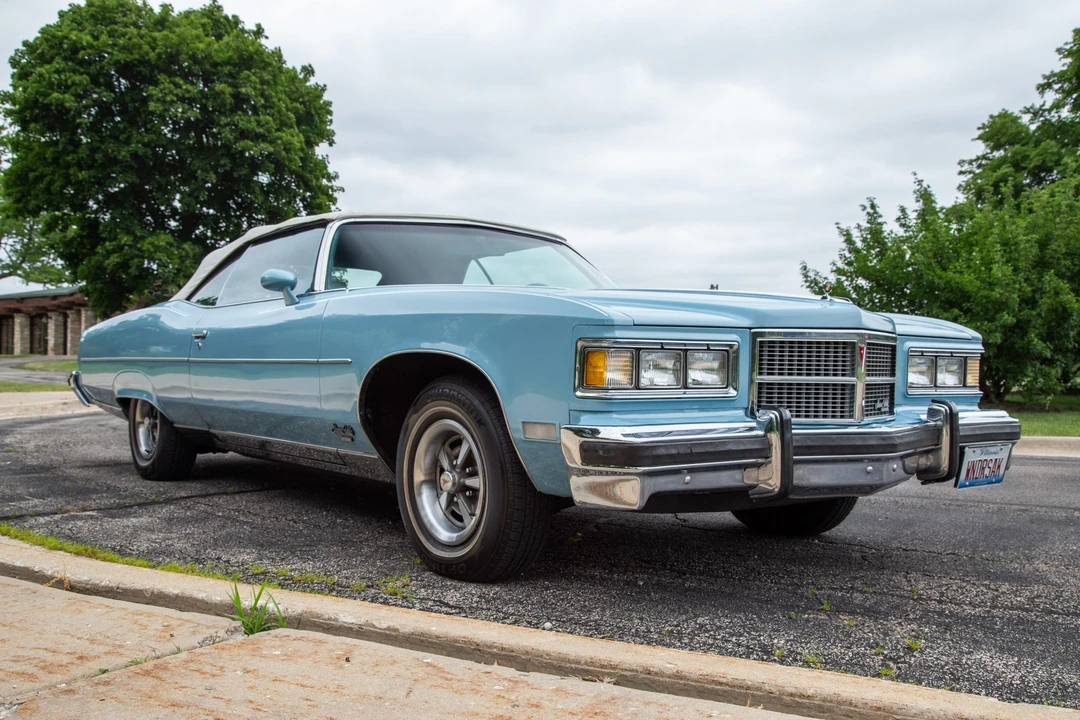 1975 Pontiac Grand Ville - Image 19 of 31