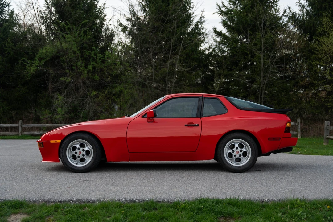 1986 Porsche 944 - Image 15 of 31