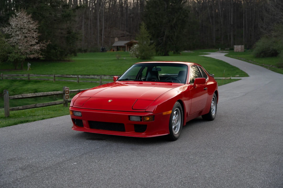 1986 Porsche 944 - Image 8 of 31