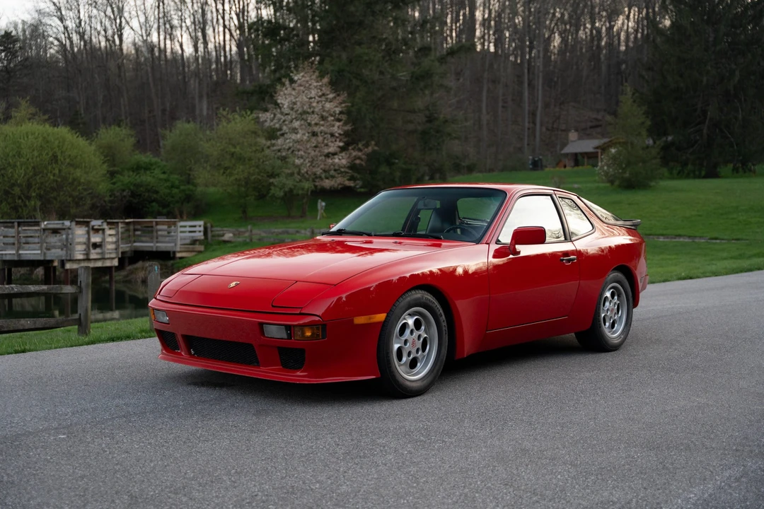 1986 Porsche 944 - Image 10 of 31