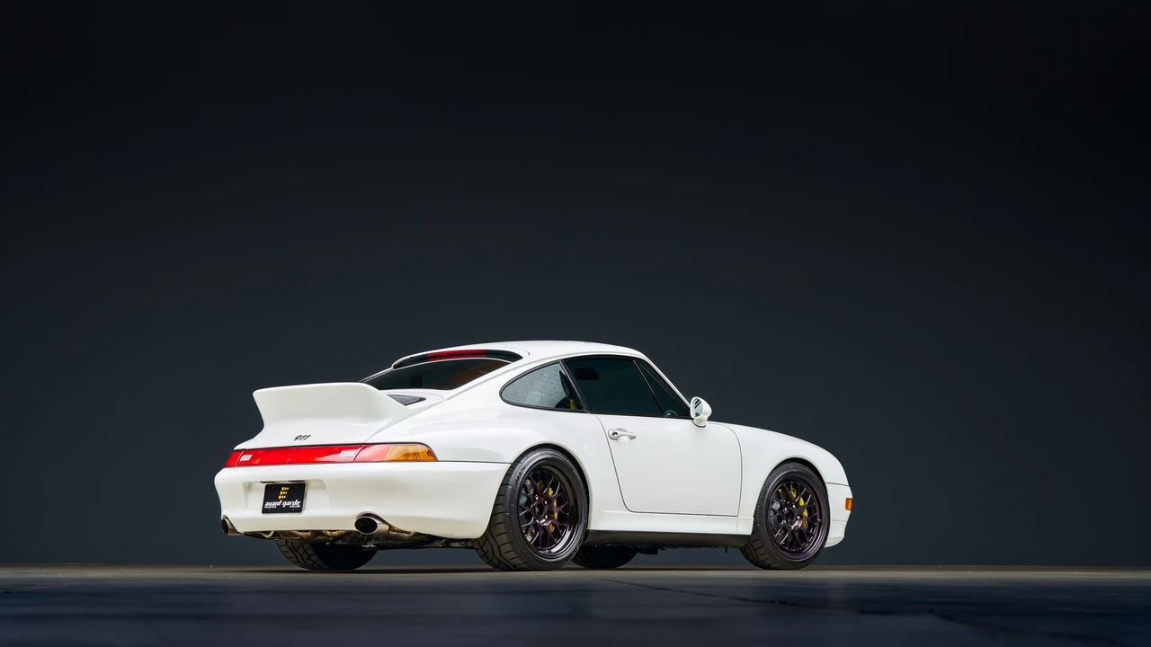 1996 Porsche 993 Carrera 4S - Image 11 of 31