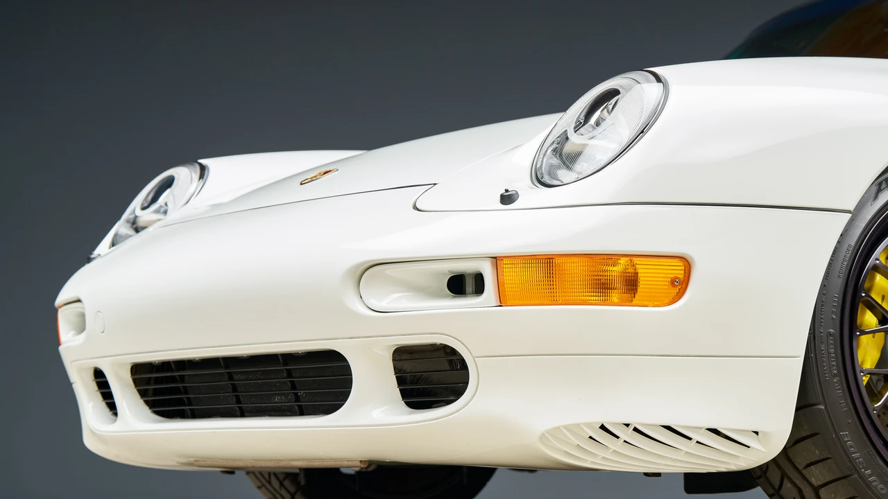 1996 Porsche 993 Carrera 4S - Image 19 of 31