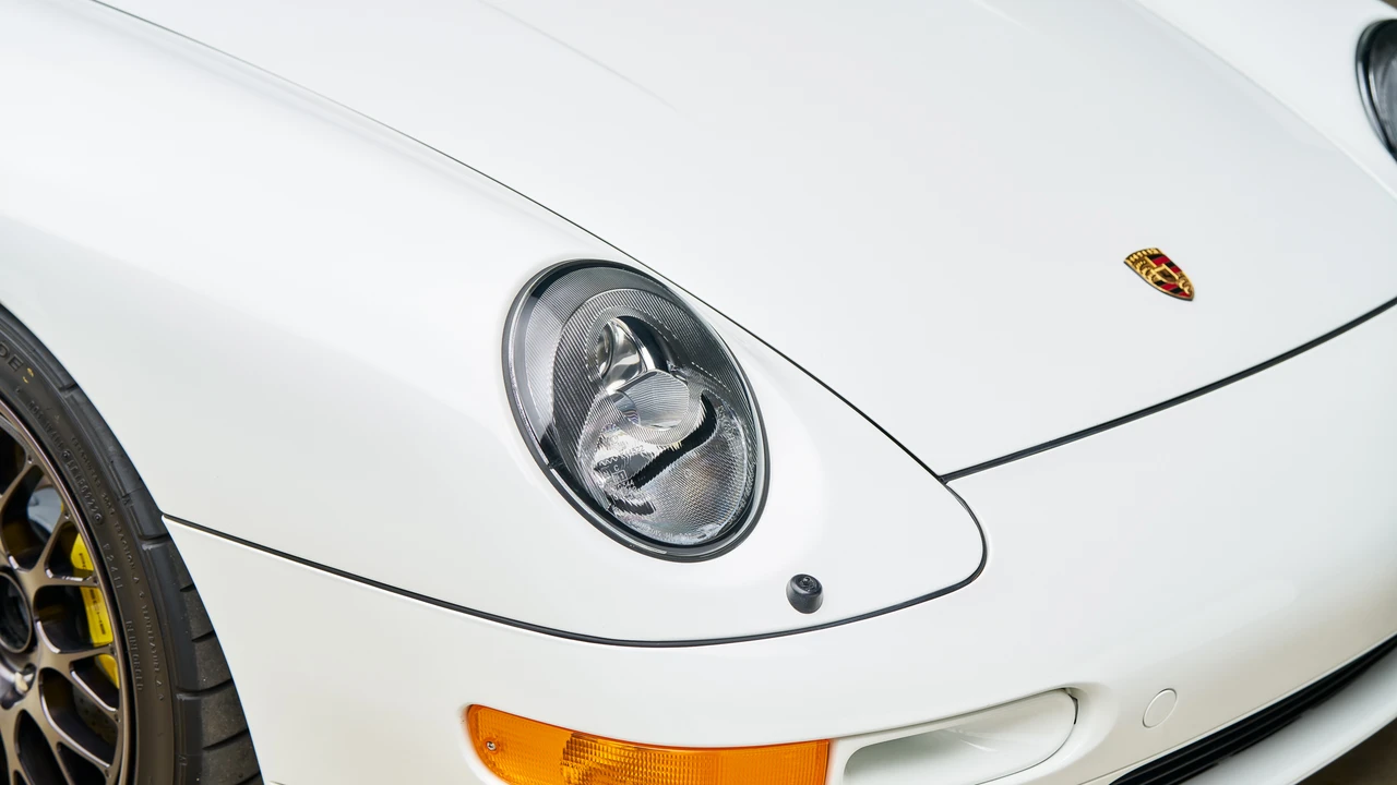 1996 Porsche 993 Carrera 4S - Image 23 of 31