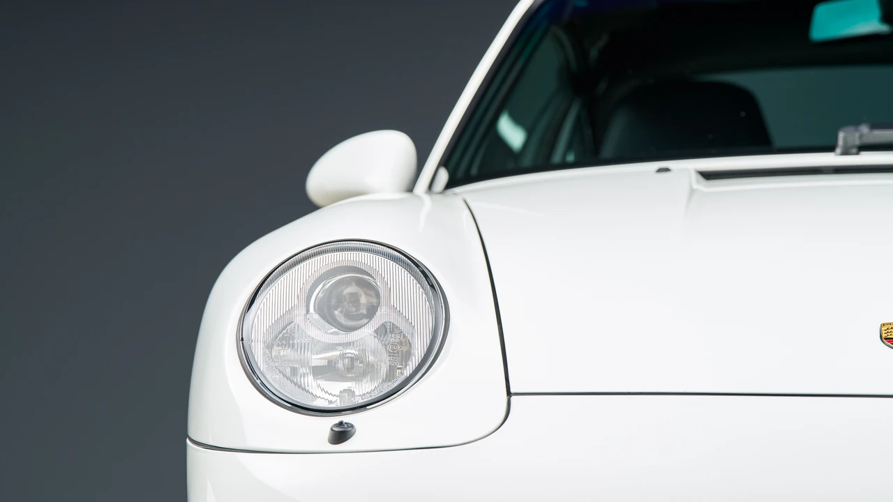 1996 Porsche 993 Carrera 4S - Image 29 of 31