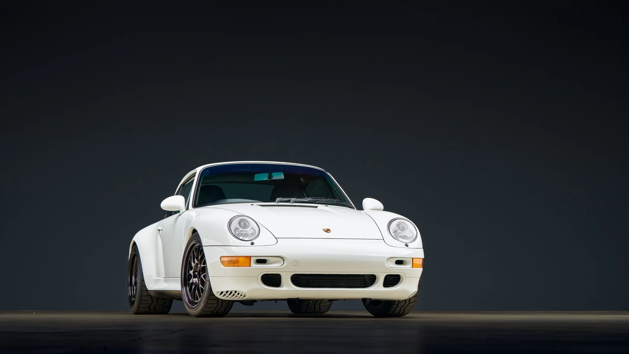 1996 Porsche 993 Carrera 4S - Image 14 of 31
