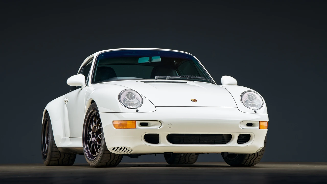 1996 Porsche 993 Carrera 4S - Image 15 of 31