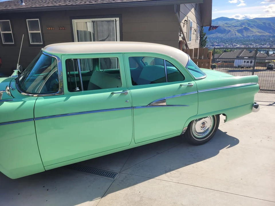 1956 Ford Customline - Image 30 of 31