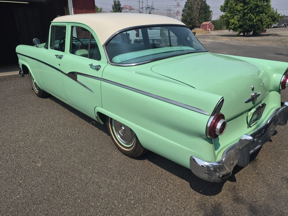 1956 Ford Customline - Image 8 of 31