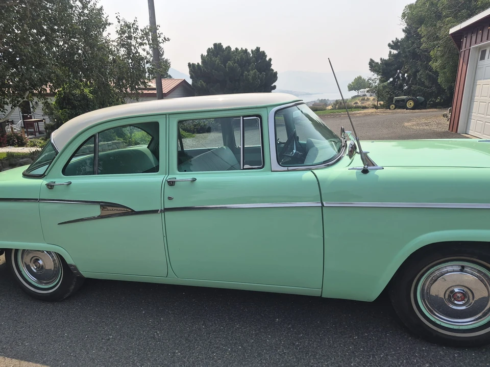 1956 Ford Customline - Image 24 of 31
