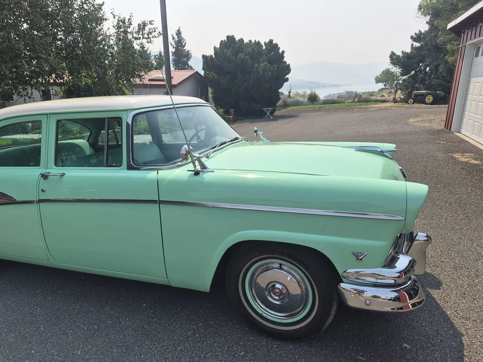 1956 Ford Customline - Image 25 of 31