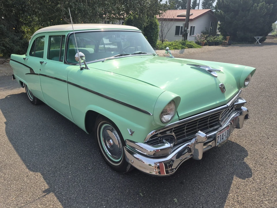 1956 Ford Customline - Image 5 of 31