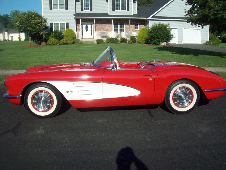 1960 Chevrolet Corvette C1 - Image 3 of 31