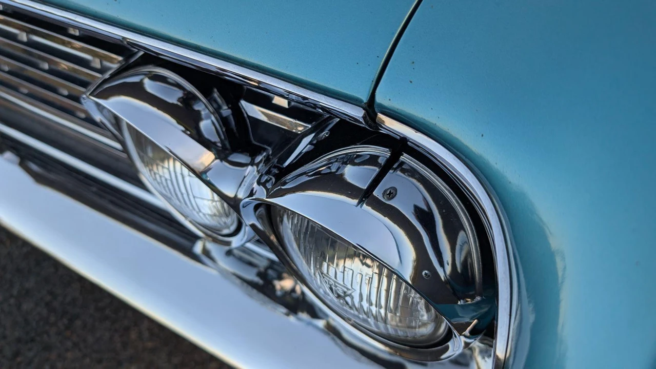 1961 Buick LeSabre - Image 24 of 31