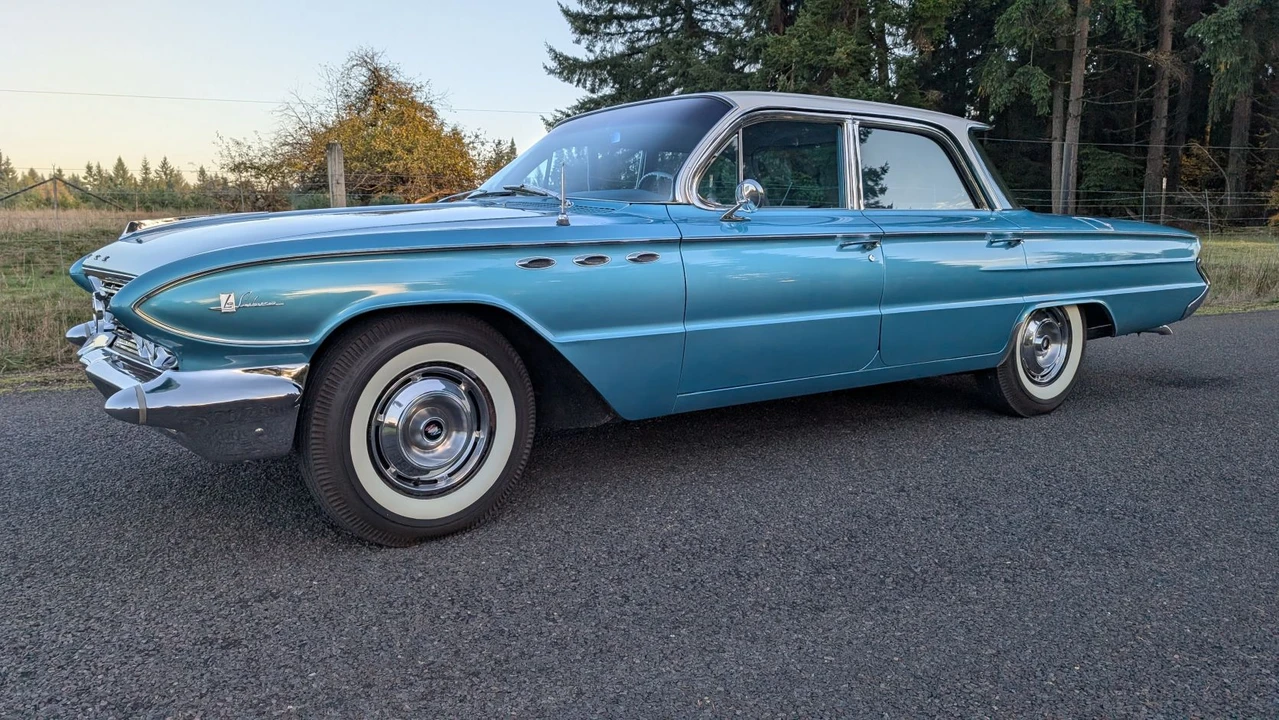 1961 Buick LeSabre - Image 3 of 31