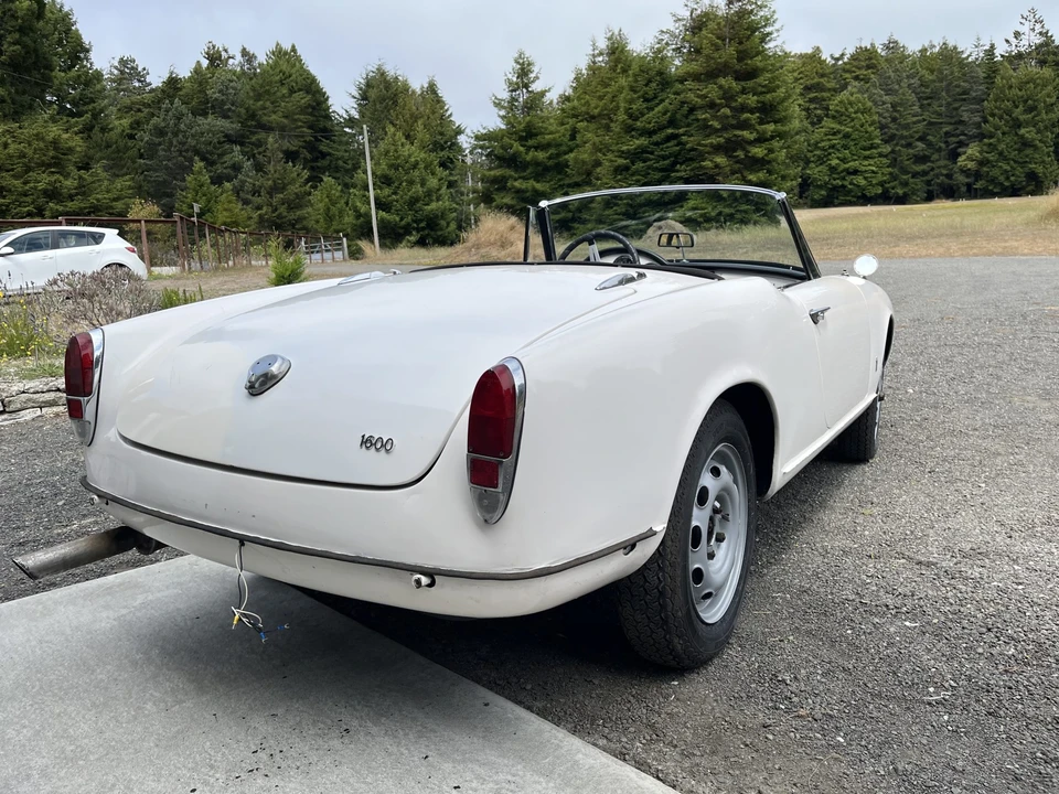 1965 Alfa Romeo Giulietta - Image 10 of 31
