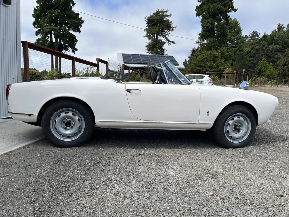 1965 Alfa Romeo Giulietta - Image 9 of 31