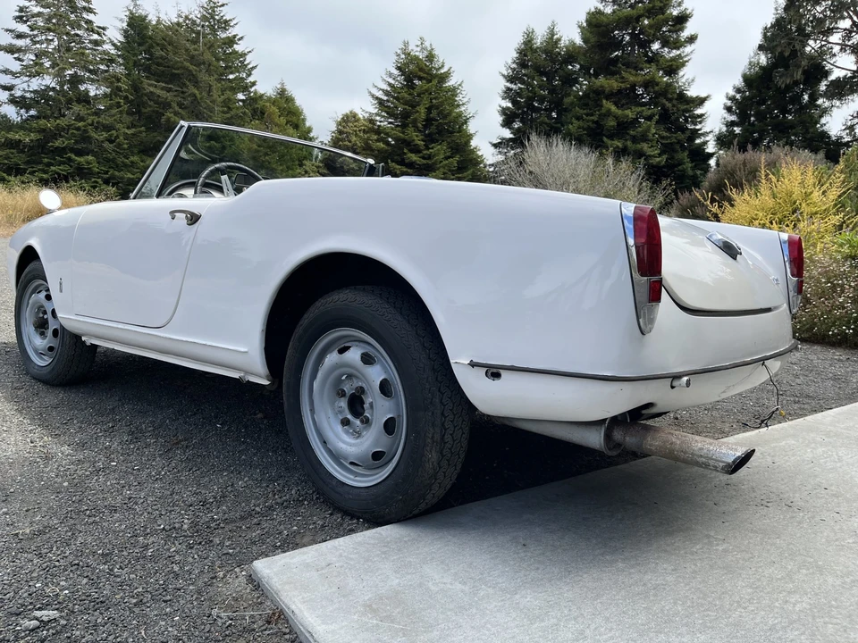 1965 Alfa Romeo Giulietta - Image 13 of 31