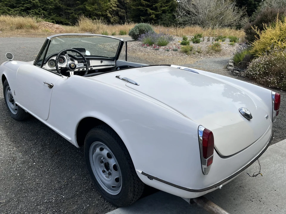 1965 Alfa Romeo Giulietta - Image 14 of 31