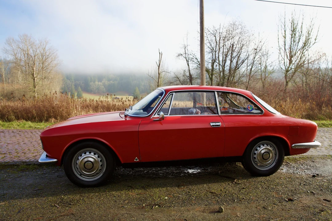 1965 Alfa Romeo Giulia Sprint GT - Image 5 of 31