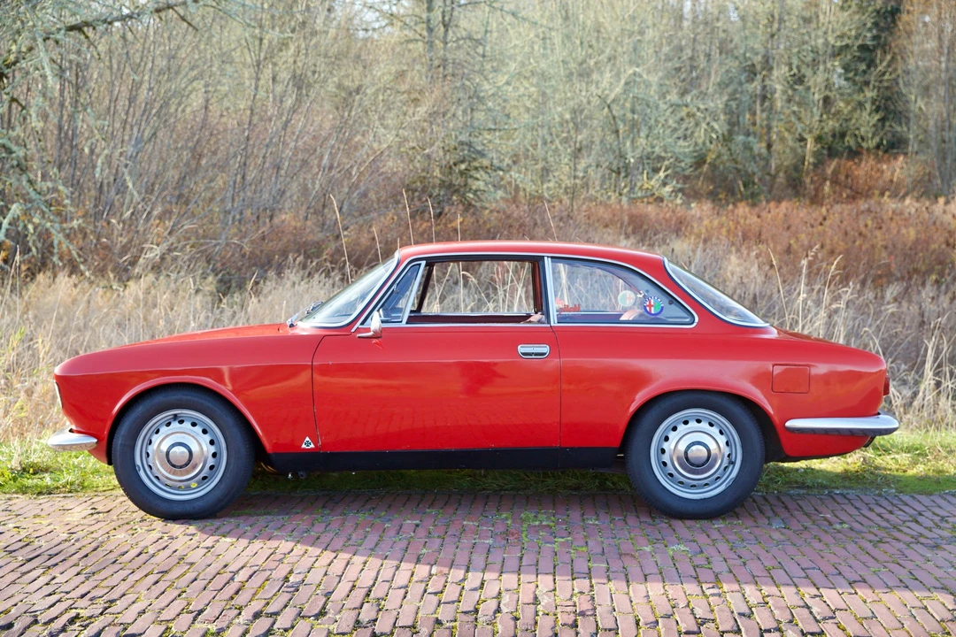 1965 Alfa Romeo Giulia Sprint GT - Image 6 of 31