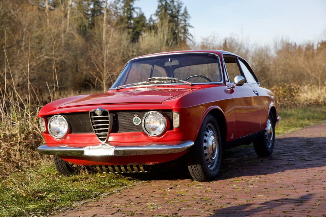 1965 Alfa Romeo Giulia Sprint GT - Image 3 of 31
