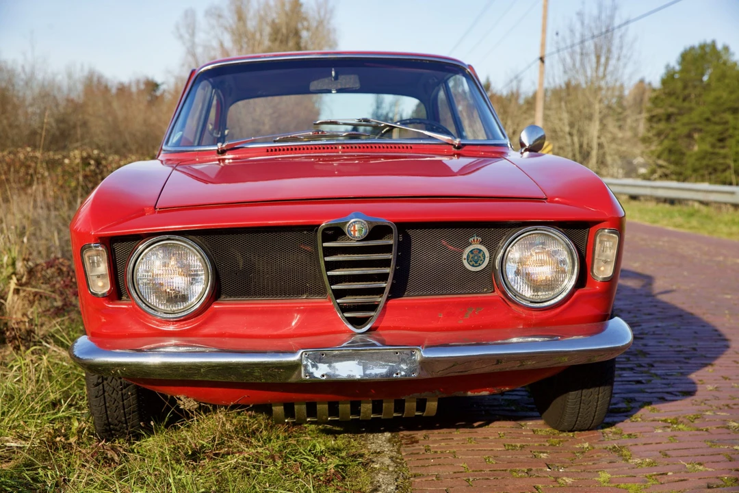 1965 Alfa Romeo Giulia Sprint GT - Image 13 of 31