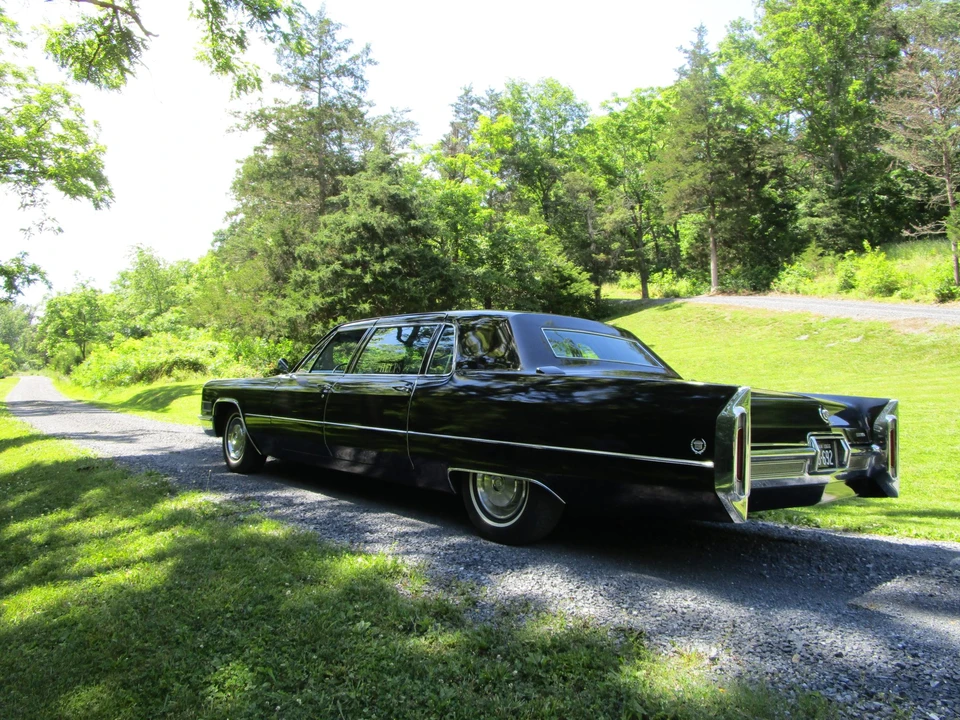 1966 Cadillac Series 70 & 75 - Image 13 of 31