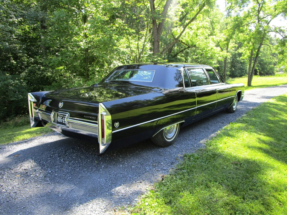 1966 Cadillac Series 70 & 75 - Image 9 of 31