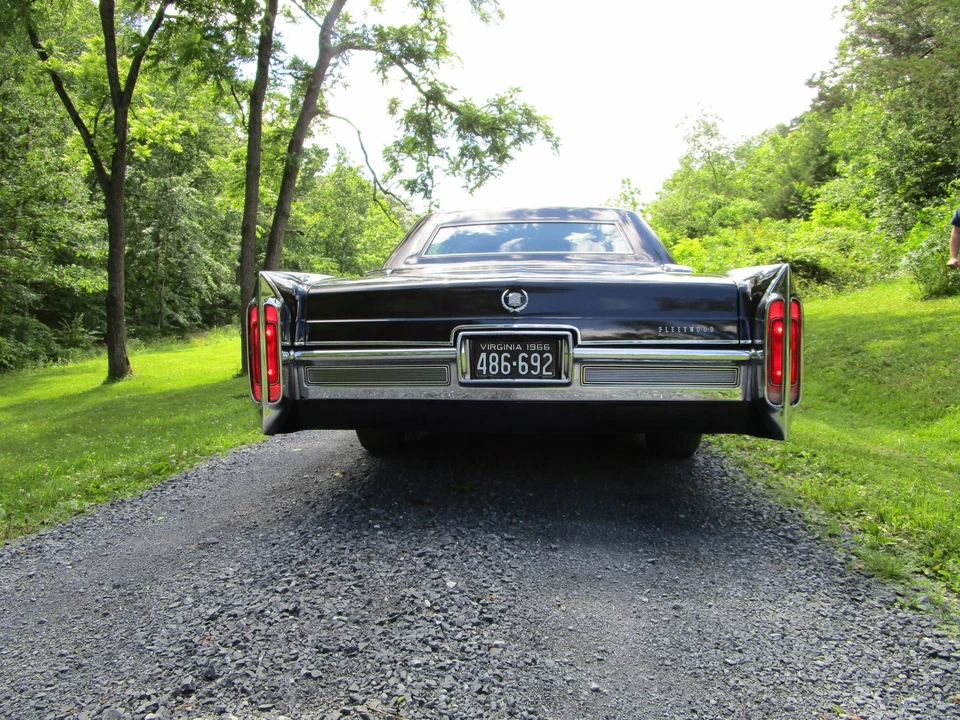 1966 Cadillac Series 70 & 75 - Image 11 of 31