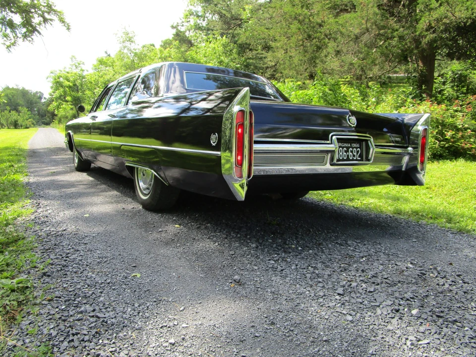 1966 Cadillac Series 70 & 75 - Image 12 of 31