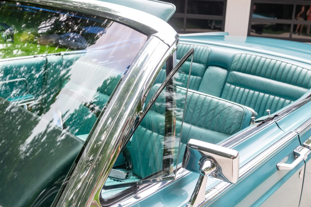 1966 Lincoln Continental 4th Gen - Image 26 of 31