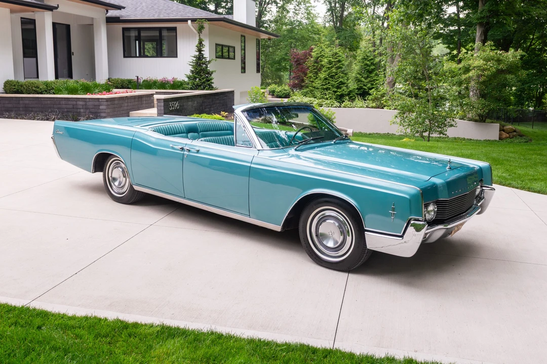 1966 Lincoln Continental 4th Gen - Image 7 of 31