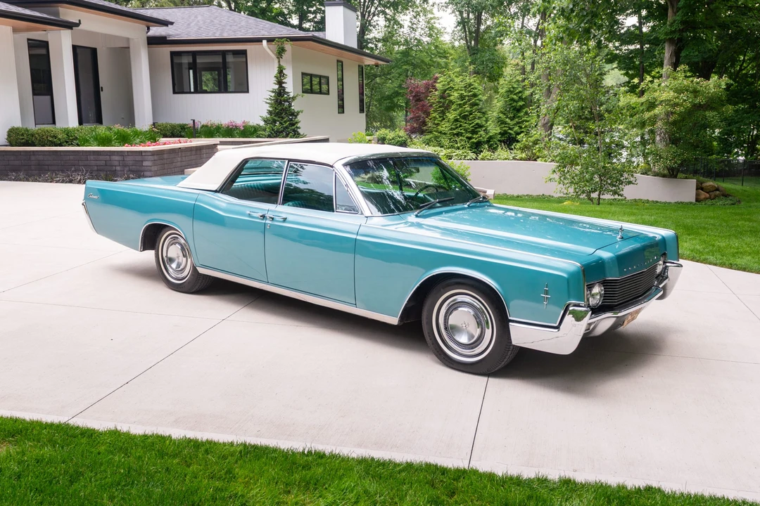 1966 Lincoln Continental 4th Gen - Image 14 of 31