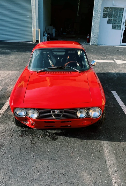 1974 Alfa Romeo 2000 GT Veloce - Image 2 of 31