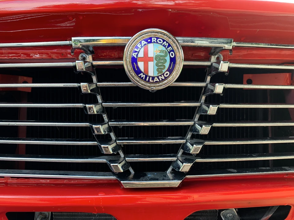 1974 Alfa Romeo 2000 GT Veloce - Image 18 of 31